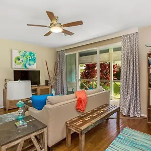 3br Nihilani With Ac, Pool & Close To Shops 8c Holiday home Princeville